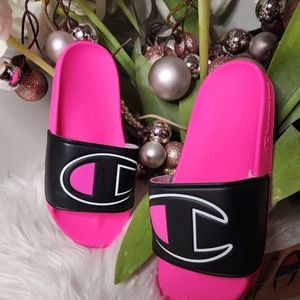 Champion Women Hot Pink Slides size6 new